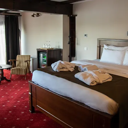 Hotel Bahus 2*